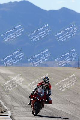 media/Feb-06-2025-Racers Edge (Thu) [[c17ed6f7b1]]/2-B Group/Session 4 End (Turn 10 Backside)/